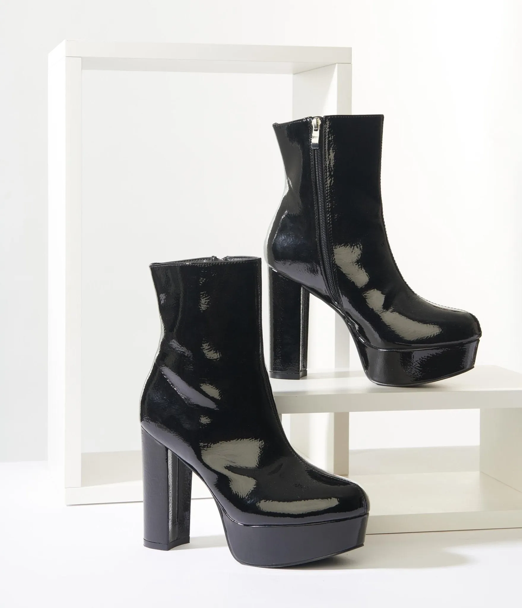 Unique Vintage Black Platform Heel Ankle Boots