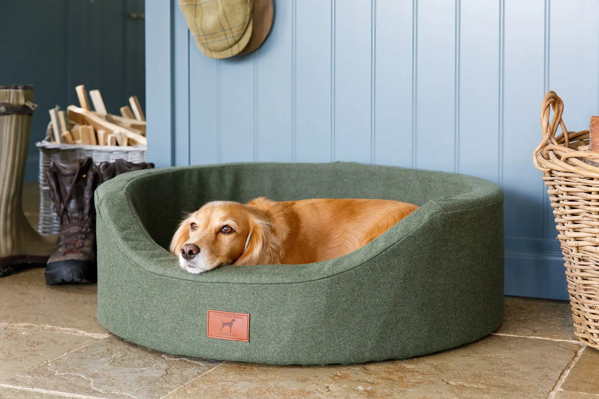 Willow Green Oval Dog Bed